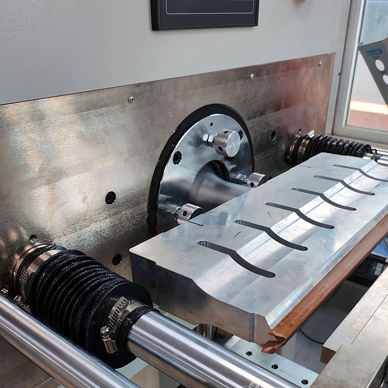 超声波立式硅微粉铝箔袋防爆封口机 (2).jpg