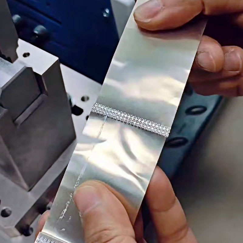 锂电池组件铜带铜箔超声波点焊机 (2).jpg