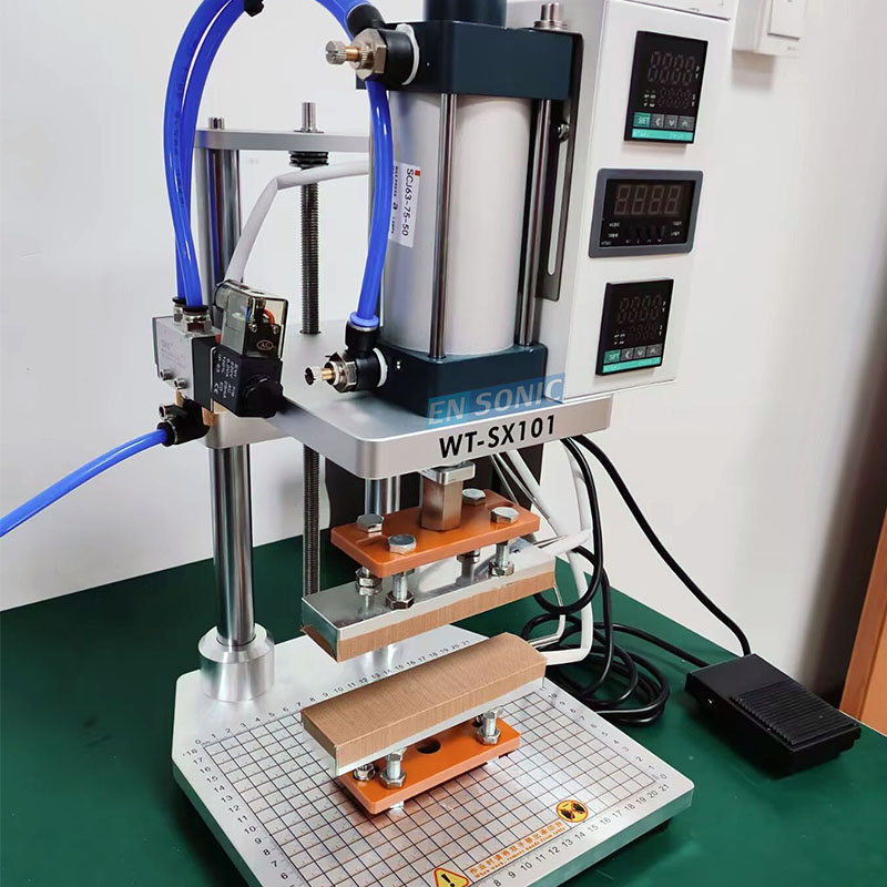 塑料泡棉热熔热压焊接机 (3).jpg
